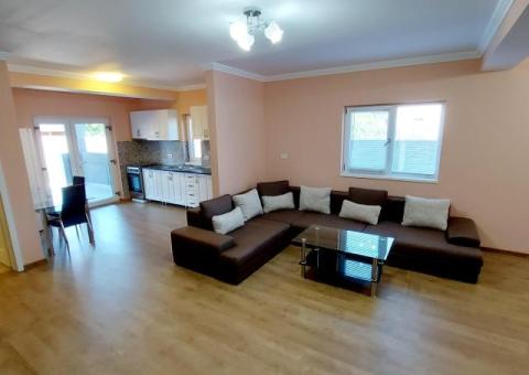 Case - Apartamente de inchiriat - Dumbravita - 700 EUR
