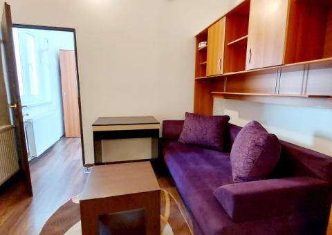 Apartament 2 camere, zona Semicentrala - Sinaia, 250 euro