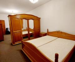Apartament 1 camera, foarte spatios, zona Spitalul Judetean