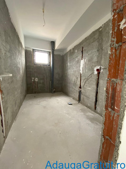 Dezvoltator apartament nou 3 camere etaj 1/2 pe str Tepes Voda