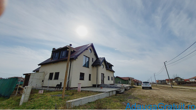 Case - Apartamente de vanzare - Mosnita Noua - 370000 EUR