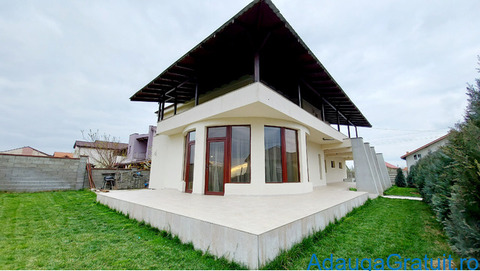 Case - Apartamente de vanzare - Dumbravita - 270000 EUR