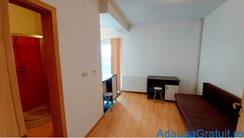 Inchiriez garsoniera, cu balcon, situata la etajul 2 in zona soarelui