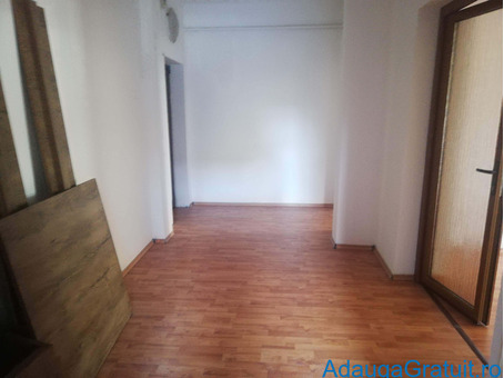 Case - Apartamente de vanzare - 100000 EUR