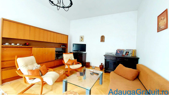 Case - Apartamente de inchiriat - 350 EUR